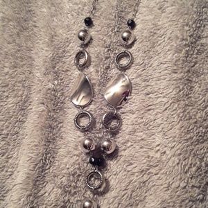 Necklace and earrings set